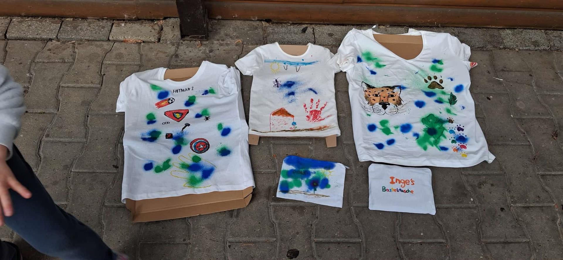Bunt bunt bunt sind alle meine T-Shirts