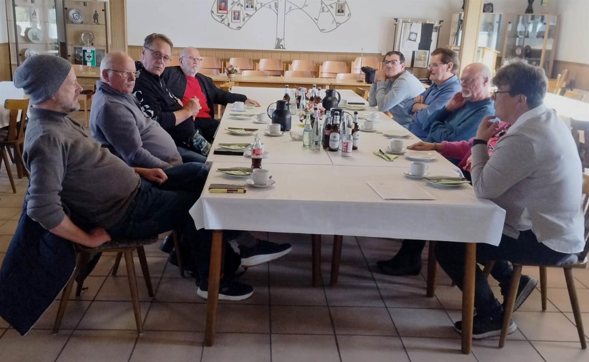 Gemütliches Kennenlernen zweier Ausschüsse im Bezirksverband.